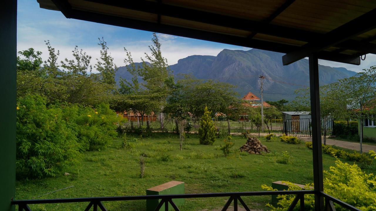 Mountain View Hotel Масинагуди Екстериор снимка